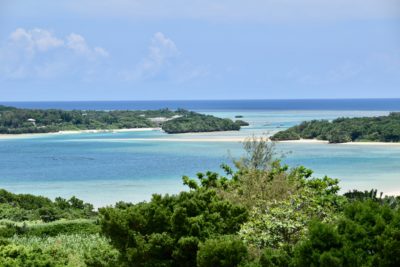 川平湾全景