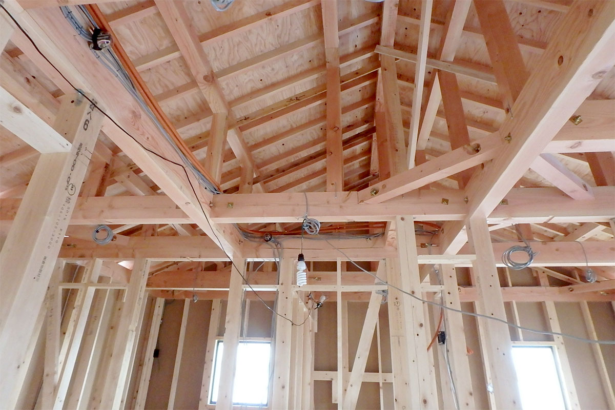 土岐市で建築中の耐震住宅