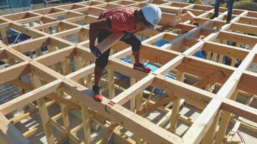 土岐市で建築中の耐震住宅